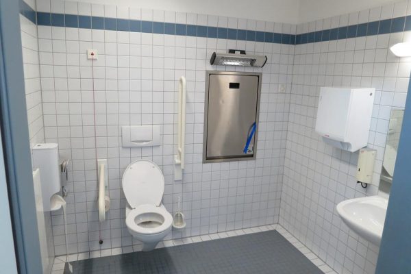 L’une des toilettes de votre maison est constamment bouchée ?